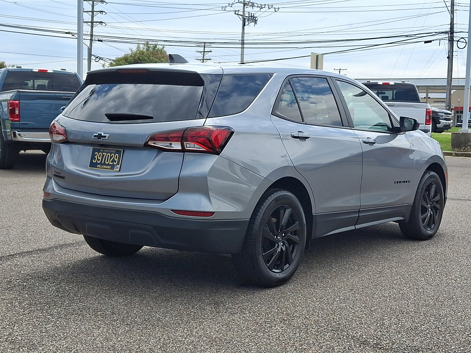 Used 2024 Chevrolet Equinox LS w/ LS Convenience Package FWD image 11