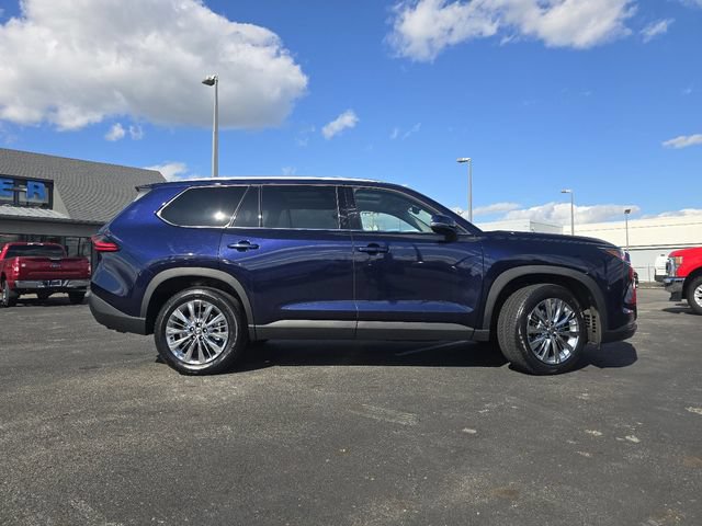 Used 2026 Toyota Grand Highlander AWD image 17
