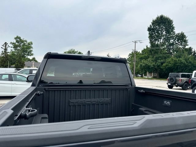 Used 2024 Toyota Tacoma TRD Sport AWD/4WD image 14