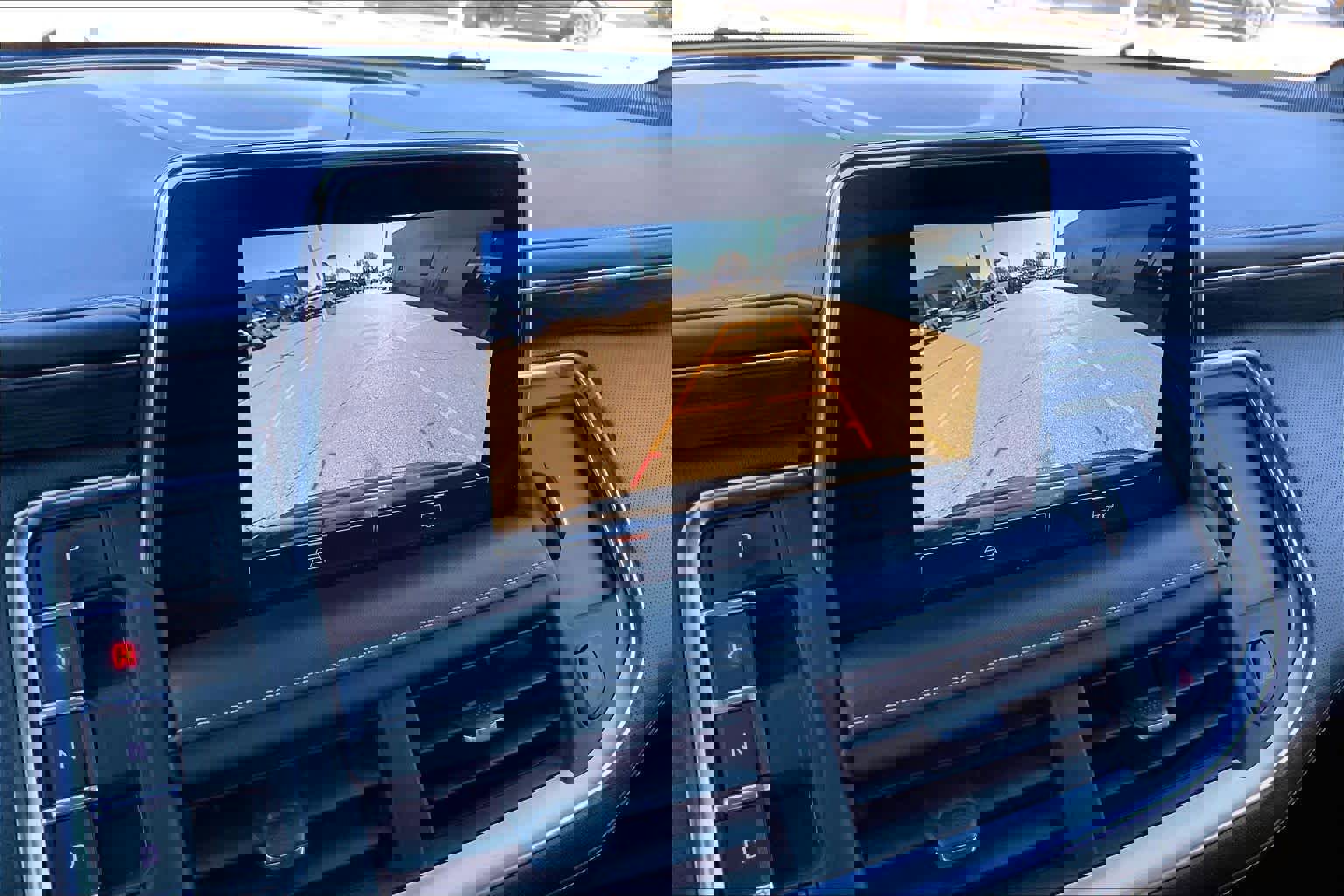 Used 2023 GMC Yukon SLT image 26