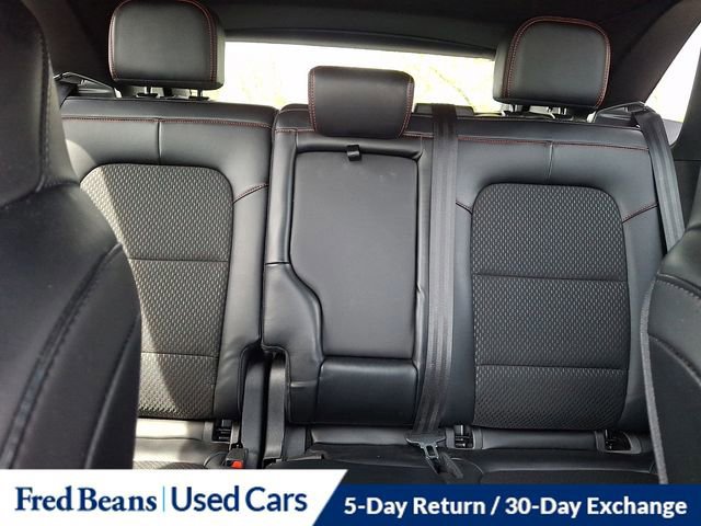 Certified 2025 Ford Escape ST-Line Select image 18