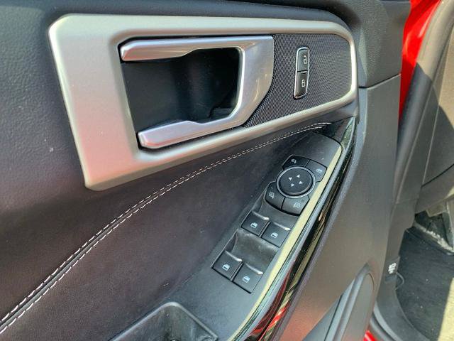 Certified 2023 Ford Explorer ST AWD/4WD image 37