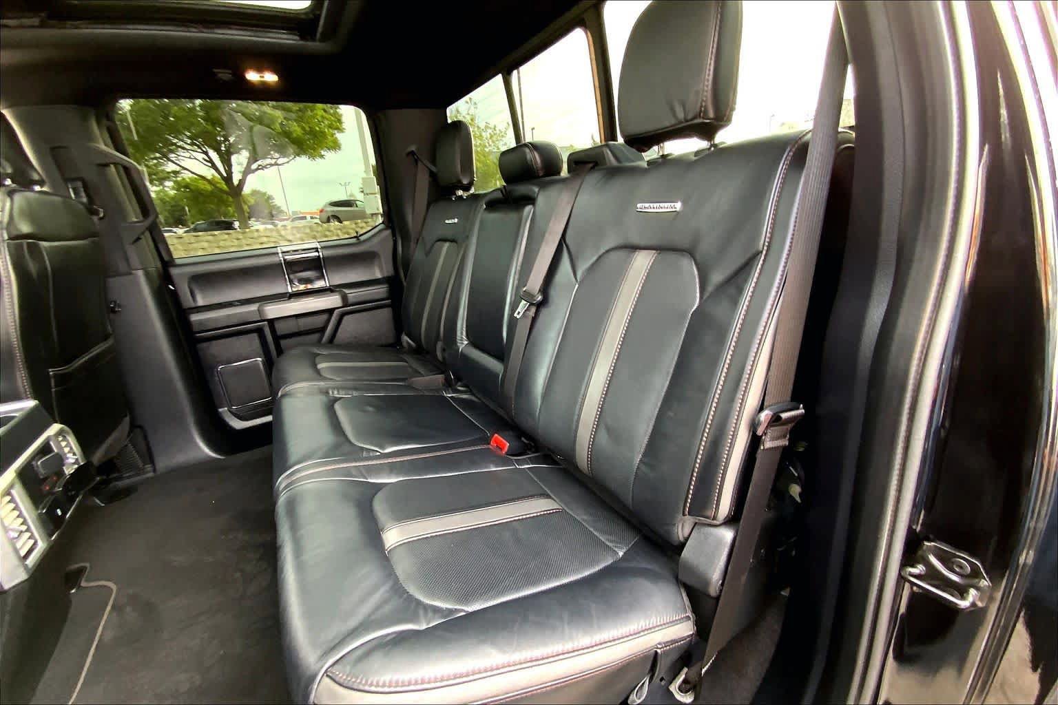 Certified 2020 Ford F450 Platinum w/ FX4 Off-Road Package AWD/4WD image 19