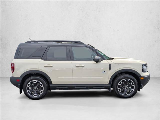 Certified 2025 Ford Bronco Sport Outer Banks w/ Outer Banks Tech Package+ AWD/4WD image 4