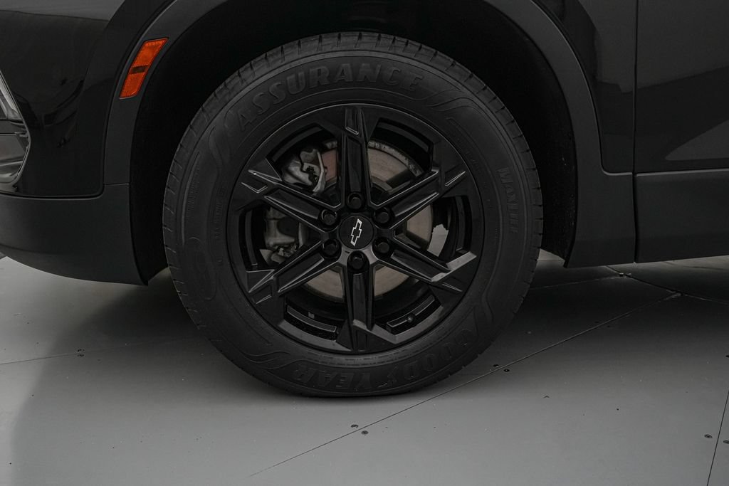 Used 2023 Chevrolet Blazer LT w/ Convenience Package FWD image 10