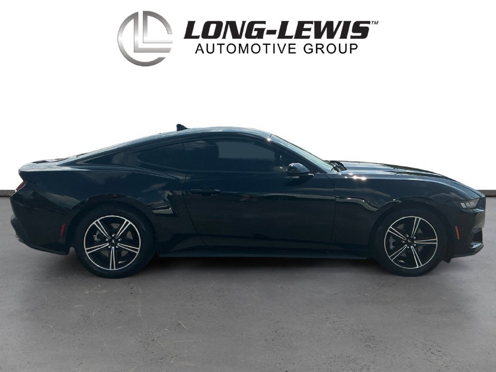 Certified 2024 Ford Mustang Coupe RWD image 8