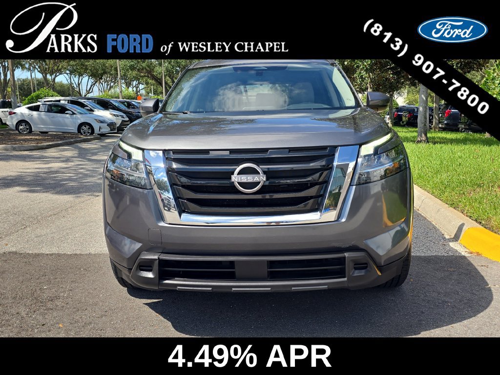 Used 2022 Nissan Pathfinder SV FWD image 3