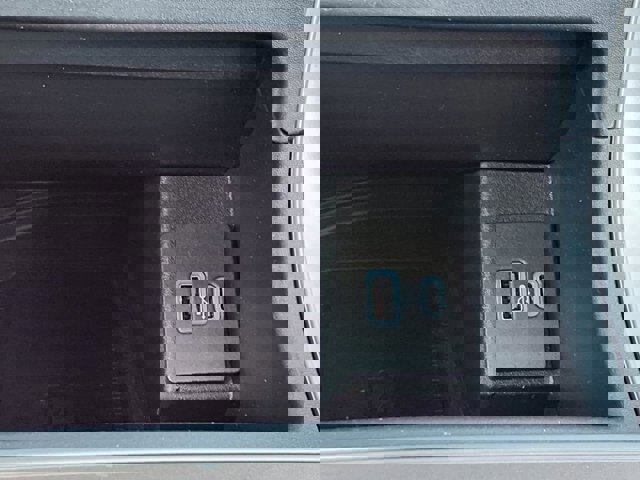 Certified 2024 Ford Edge SEL w/ Convenience Package image 12