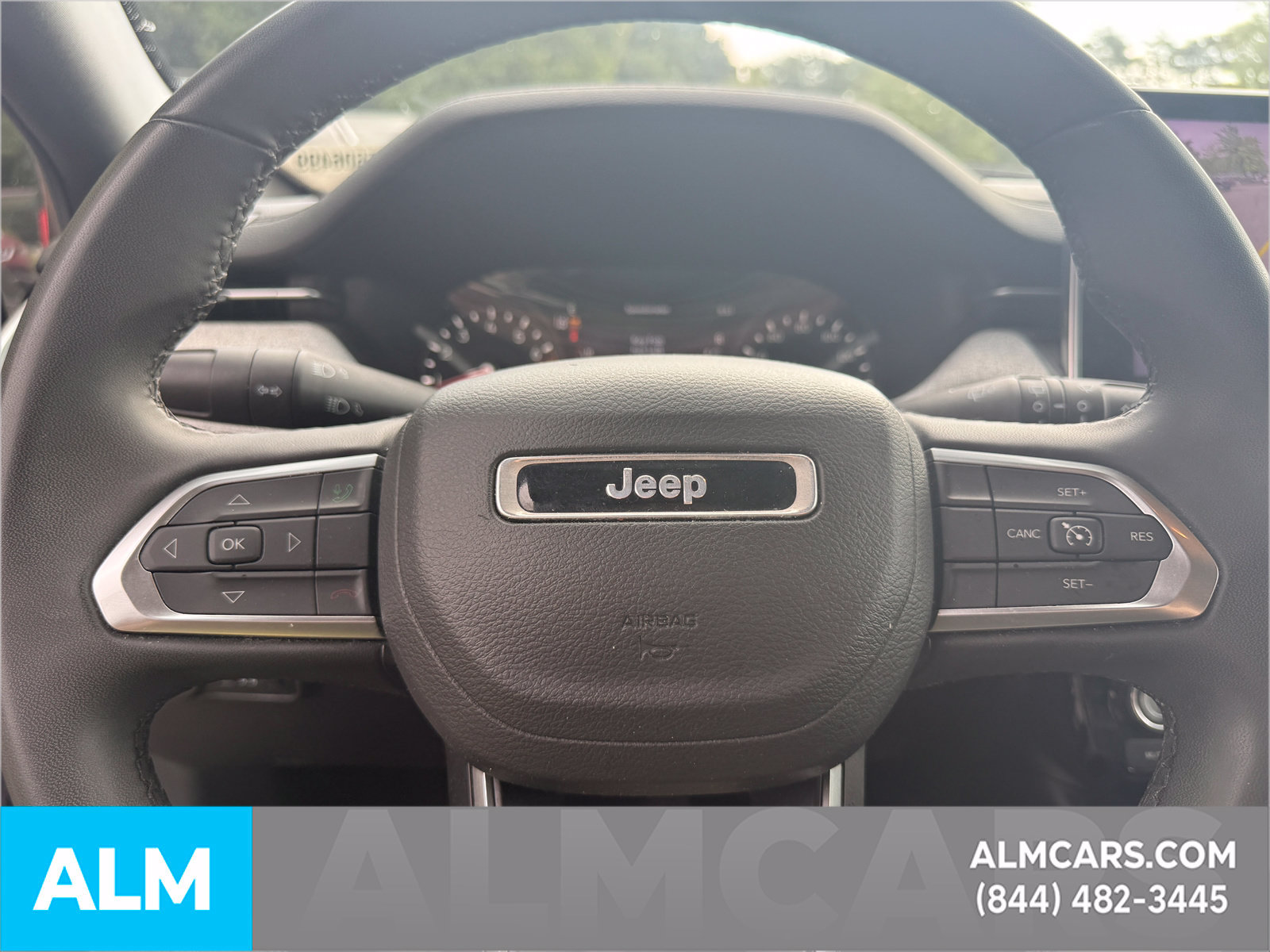 Used 2024 Jeep Compass Latitude AWD/4WD image 28