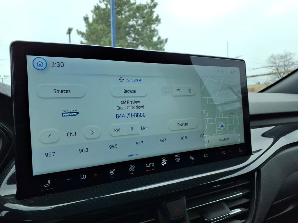 Certified 2023 Ford Escape ST-Line Elite AWD/4WD image 19