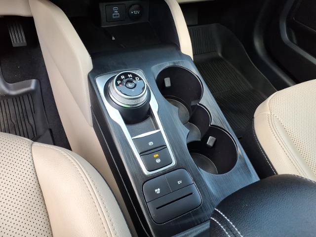 Certified 2022 Ford Escape SEL w/ Technology Package FWD image 12