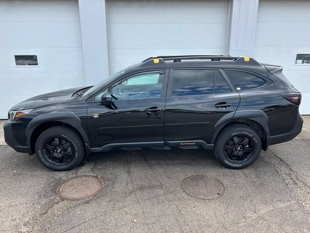 Used 2024 Subaru Outback Wilderness AWD/4WD image 3