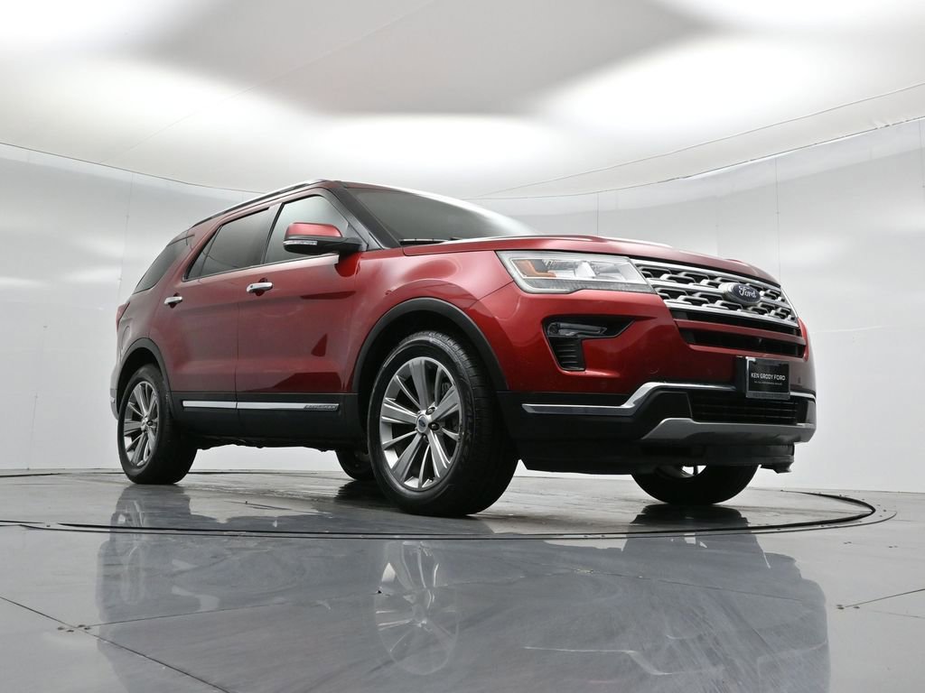 Certified 2018 Ford Explorer Limited w/ Ford Safe & Smart Package image 5