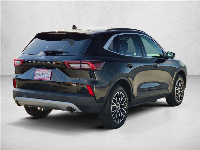 Certified 2025 Ford Escape SE FWD image 5