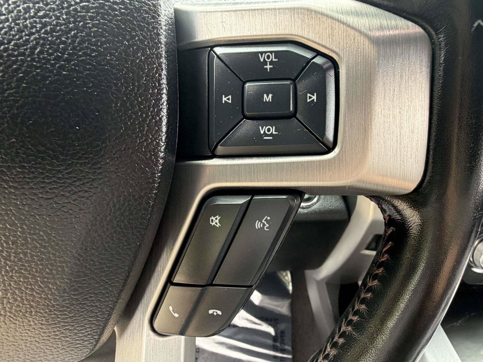 Certified 2019 Ford F450 Platinum w/ Platinum Ultimate Package AWD/4WD image 13