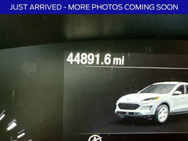 Certified 2020 Ford Escape SE image 12