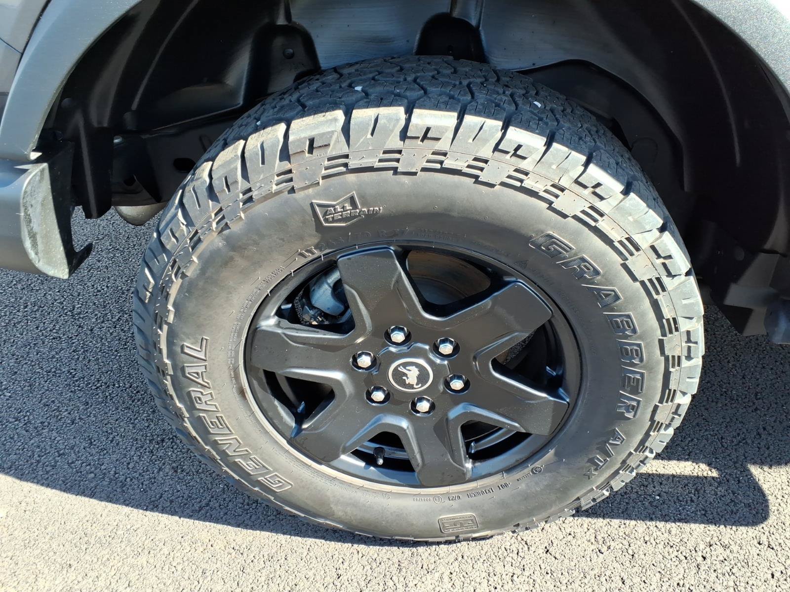 Certified 2023 Ford Bronco Black Diamond AWD/4WD image 7
