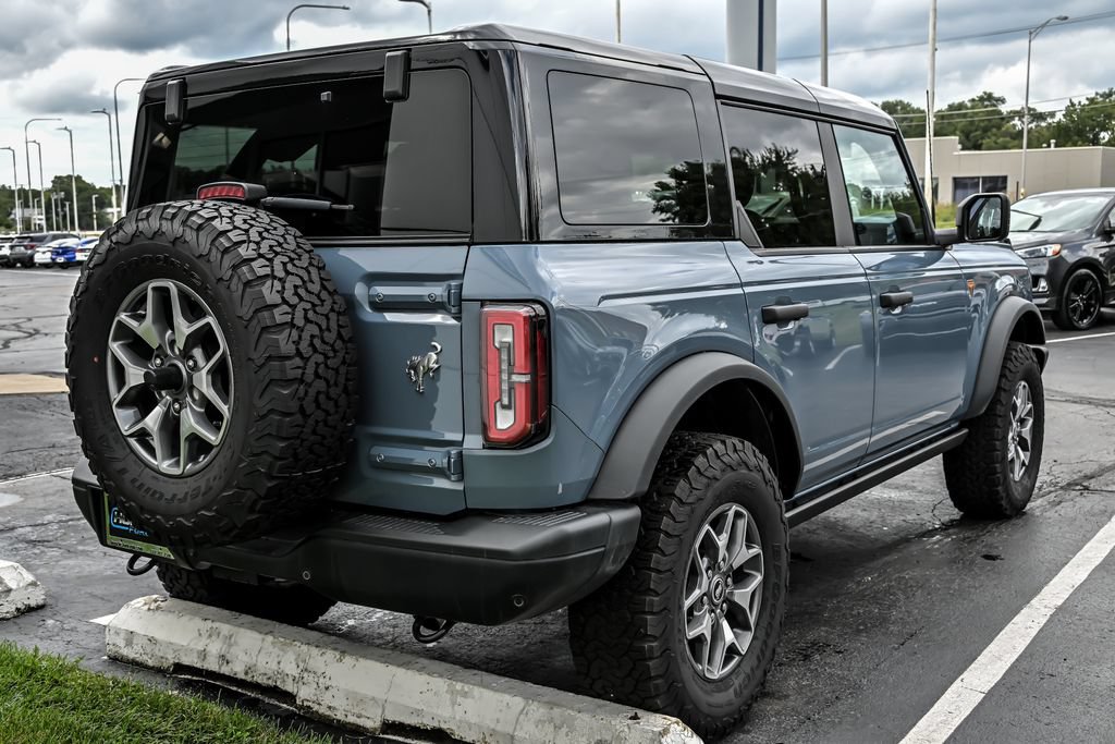 Certified 2025 Ford Bronco Badlands AWD/4WD image 8