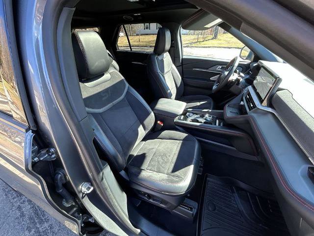 Certified 2025 Ford Explorer ST image 26