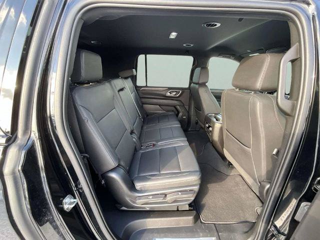 Used 2022 Chevrolet Suburban Z71 w/ Z71 Off-Road Package AWD/4WD image 22