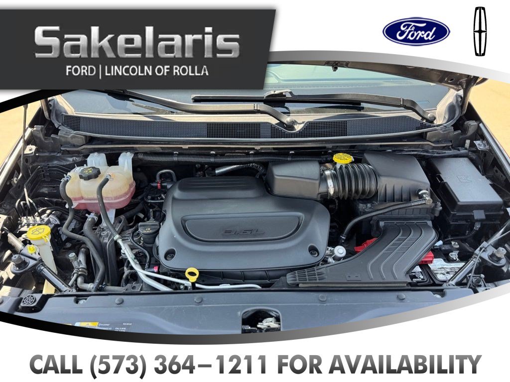 Used 2023 Chrysler Voyager LX FWD image 46