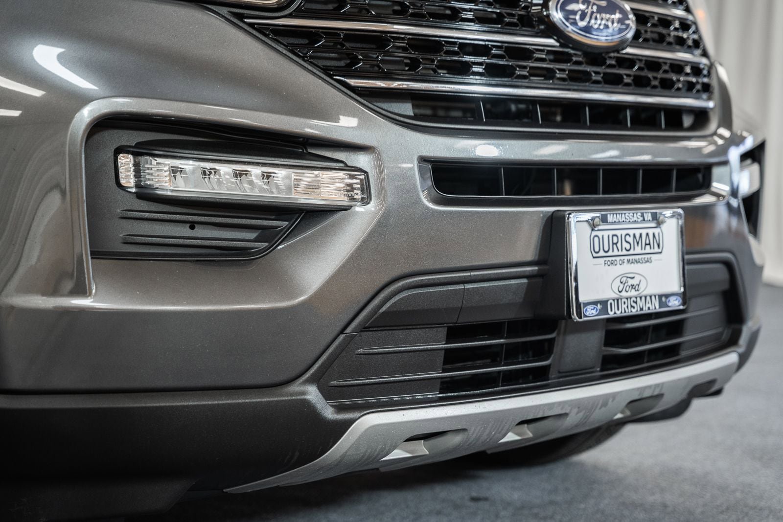 Certified 2020 Ford Explorer XLT w/ Equipment Group 202A AWD/4WD image 17