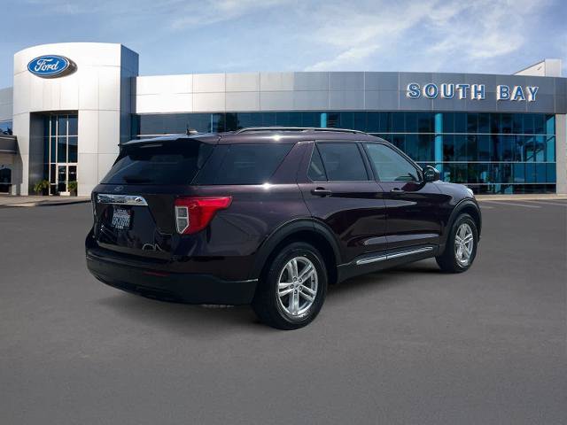 Certified 2023 Ford Explorer XLT RWD image 5