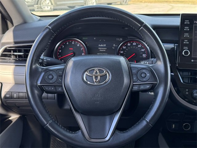 Used 2023 Toyota Camry XSE image 12