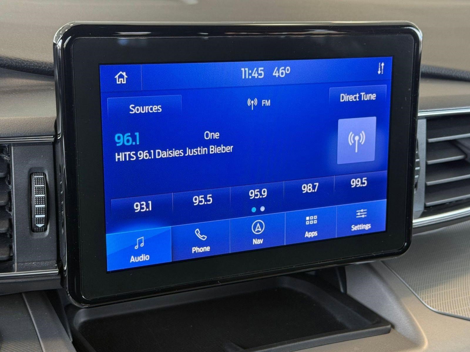 Certified 2022 Ford Explorer XLT w/ Equipment Group 202A image 27