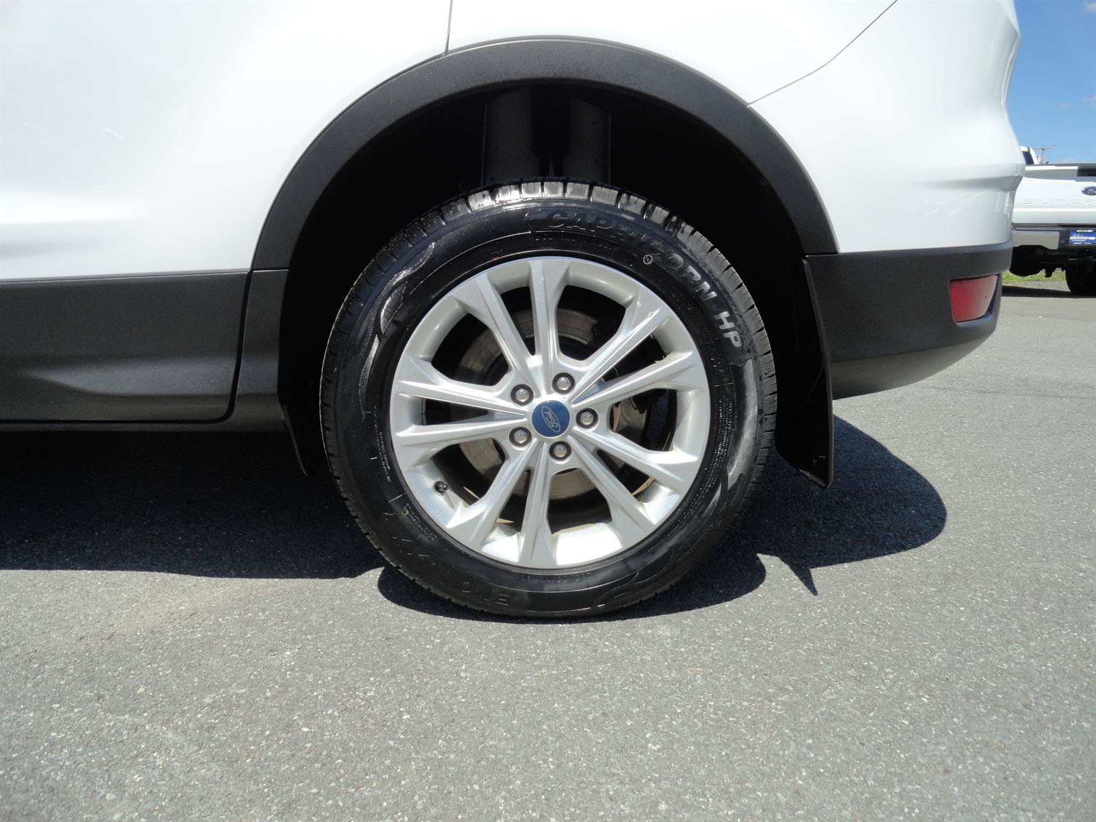 Certified 2019 Ford Escape SE AWD/4WD image 9