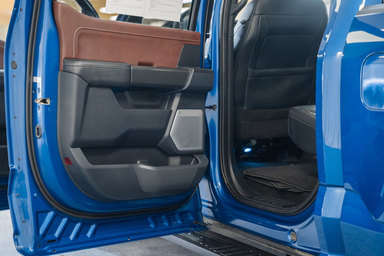 Certified 2023 Ford F150 Lariat w/ Equipment Group 502A High image 43