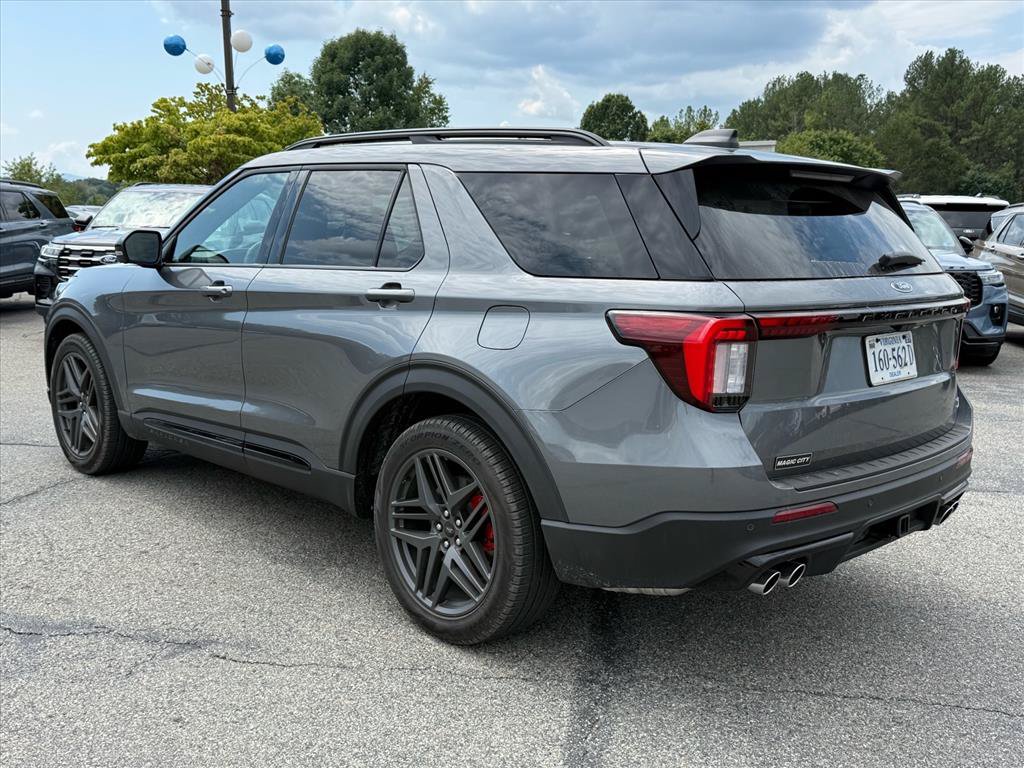 Certified 2026 Ford Explorer ST w/ Sun And Sound Package AWD/4WD image 3