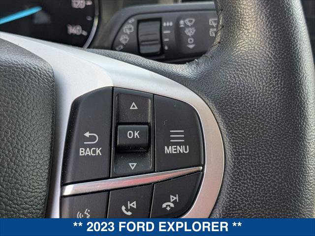 Certified 2023 Ford Explorer Limited w/ Equipment Group 301A RWD image 15