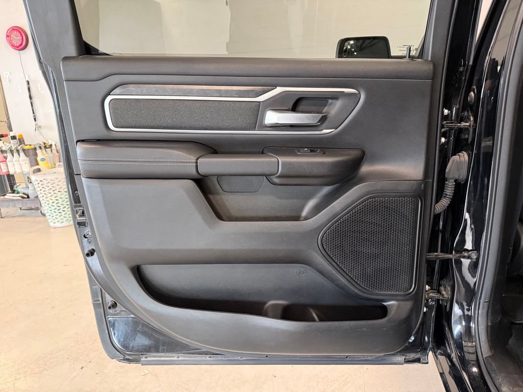 Used 2021 RAM 1500 Big Horn AWD/4WD image 12