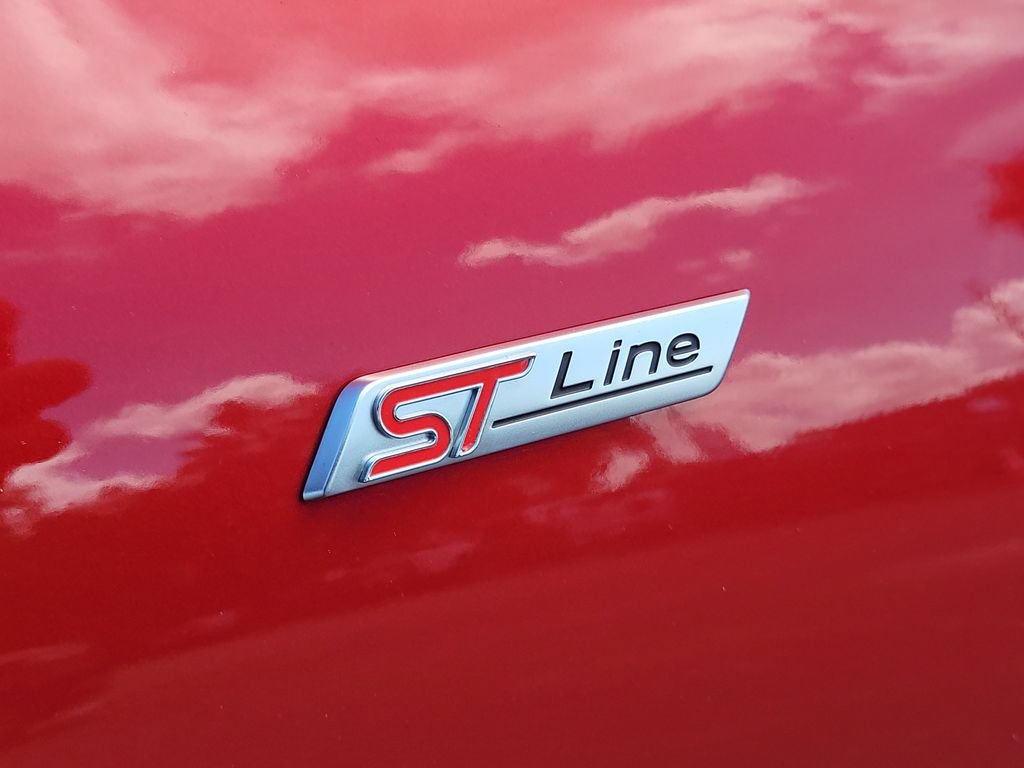 Certified 2023 Ford Escape ST-Line w/ Tech Pack #1 FWD image 6