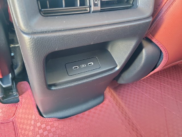 Used 2025 Honda CR-V EX image 17