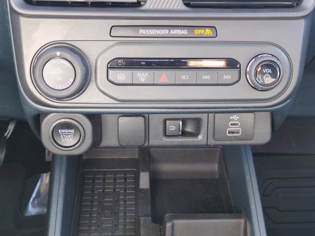 Certified 2025 Ford Maverick Lobo AWD/4WD image 25