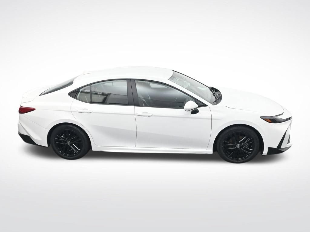 Used 2025 Toyota Camry SE FWD image 24