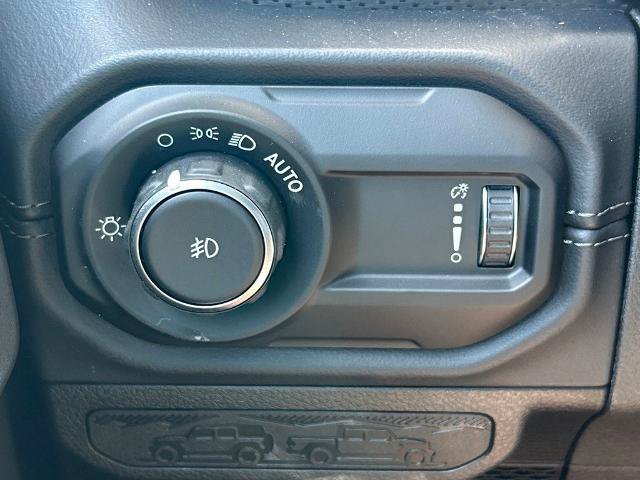 Used 2026 Jeep Wrangler Unlimited Rubicon AWD/4WD image 28
