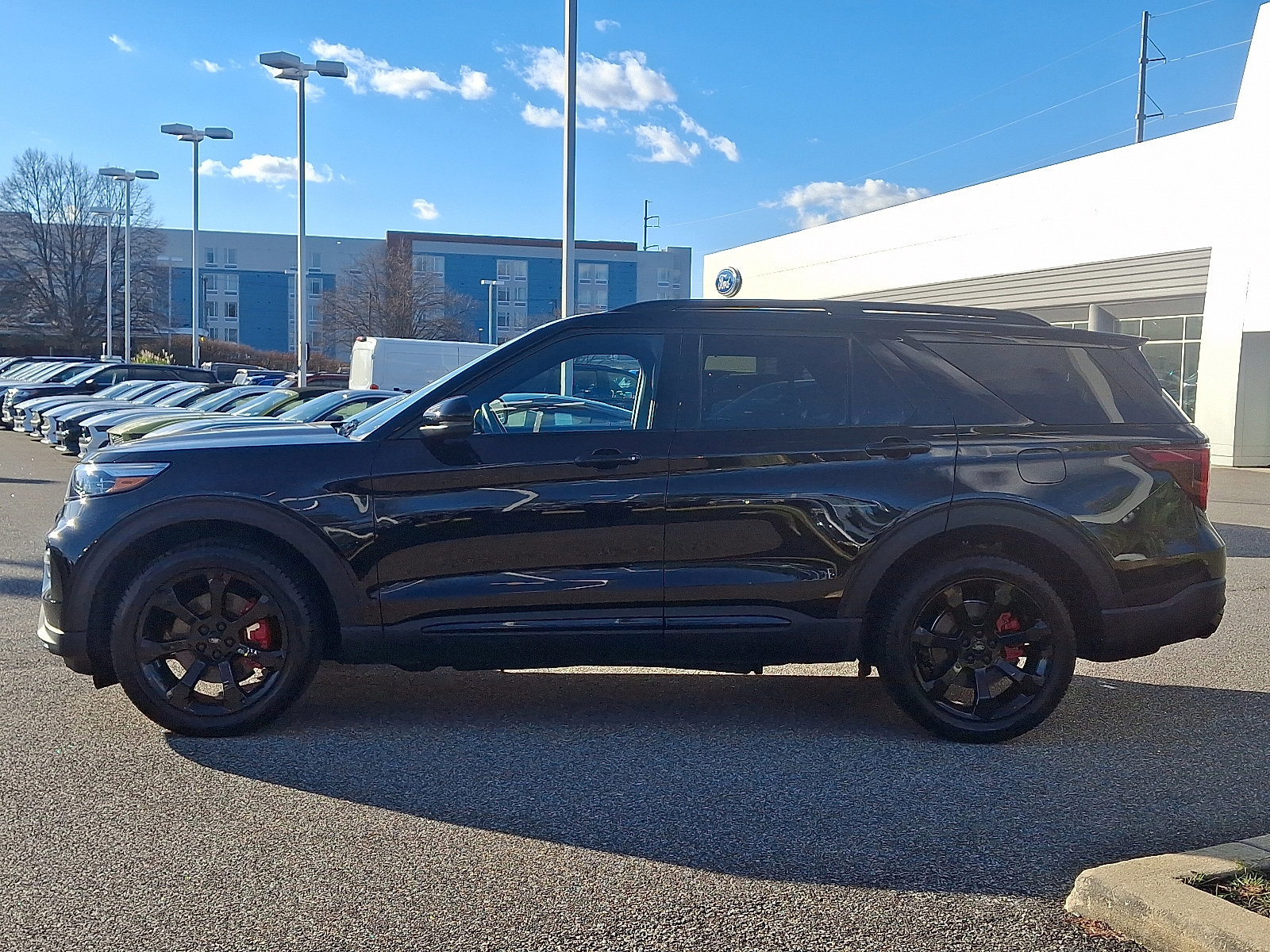 Certified 2024 Ford Explorer ST w/ Equipment Group 401A image 3