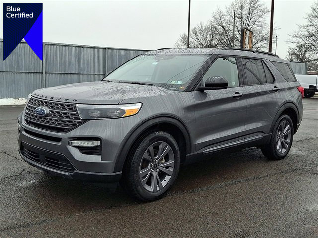 Certified 2022 Ford Explorer XLT w/ Equipment Group 202A