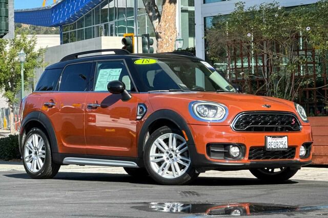 Used 2018 MINI Cooper Countryman S FWD image 2