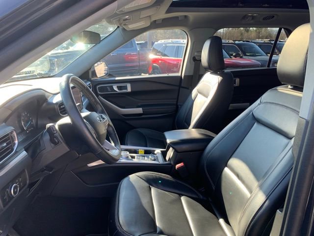 Certified 2023 Ford Explorer XLT w/ Equipment Group 202A image 24