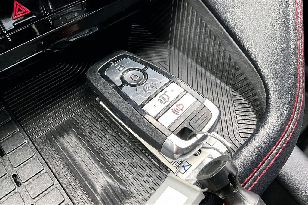 Certified 2025 Ford Explorer ST image 13