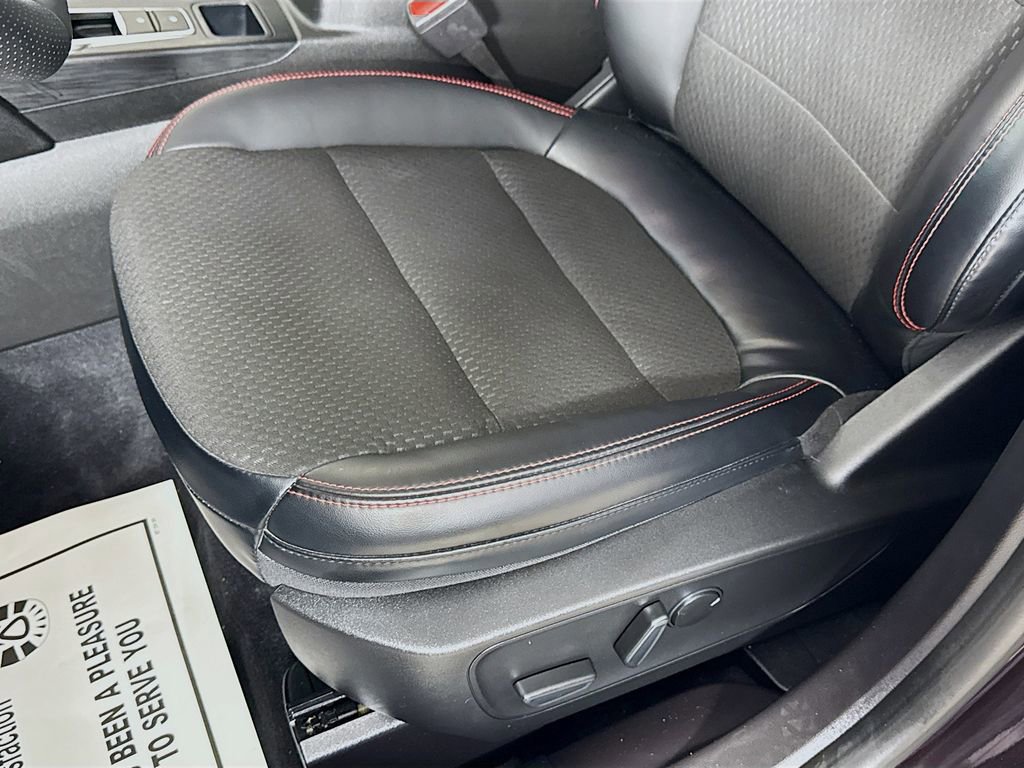 Certified 2023 Ford Escape ST-Line w/ Tech Pack #1 image 21