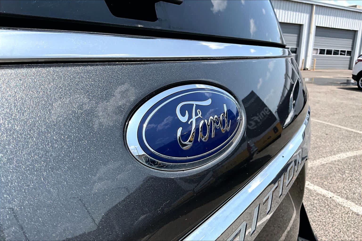 Certified 2020 Ford Expedition Limited w/ Special Edition Package RWD image 31