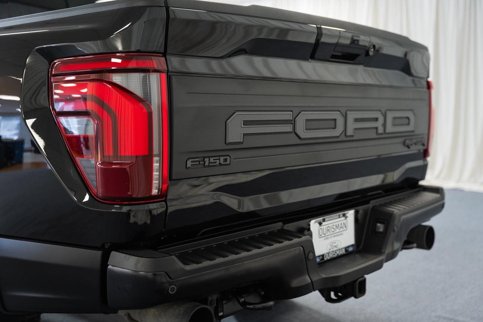 Certified 2025 Ford F150 Raptor AWD/4WD image 6