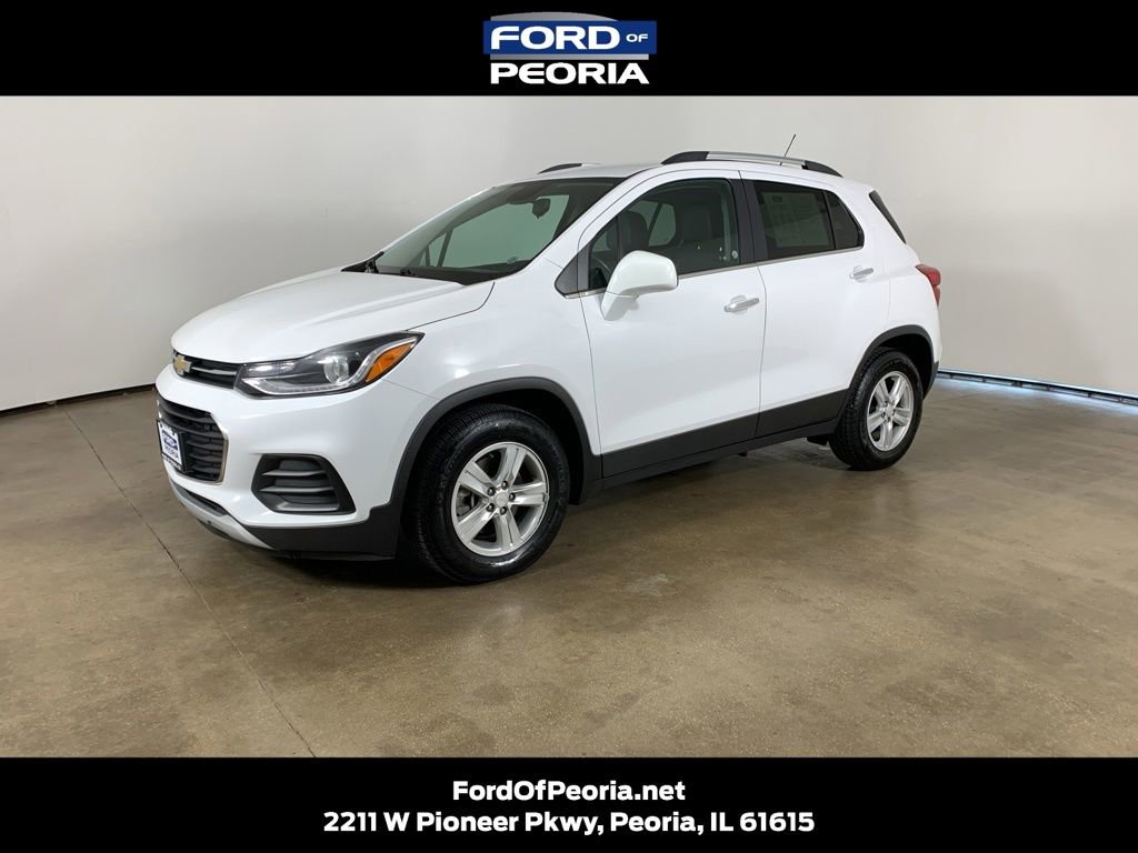 Used 2017 Chevrolet Trax LT w/ Driver Confidence Package FWD image 1