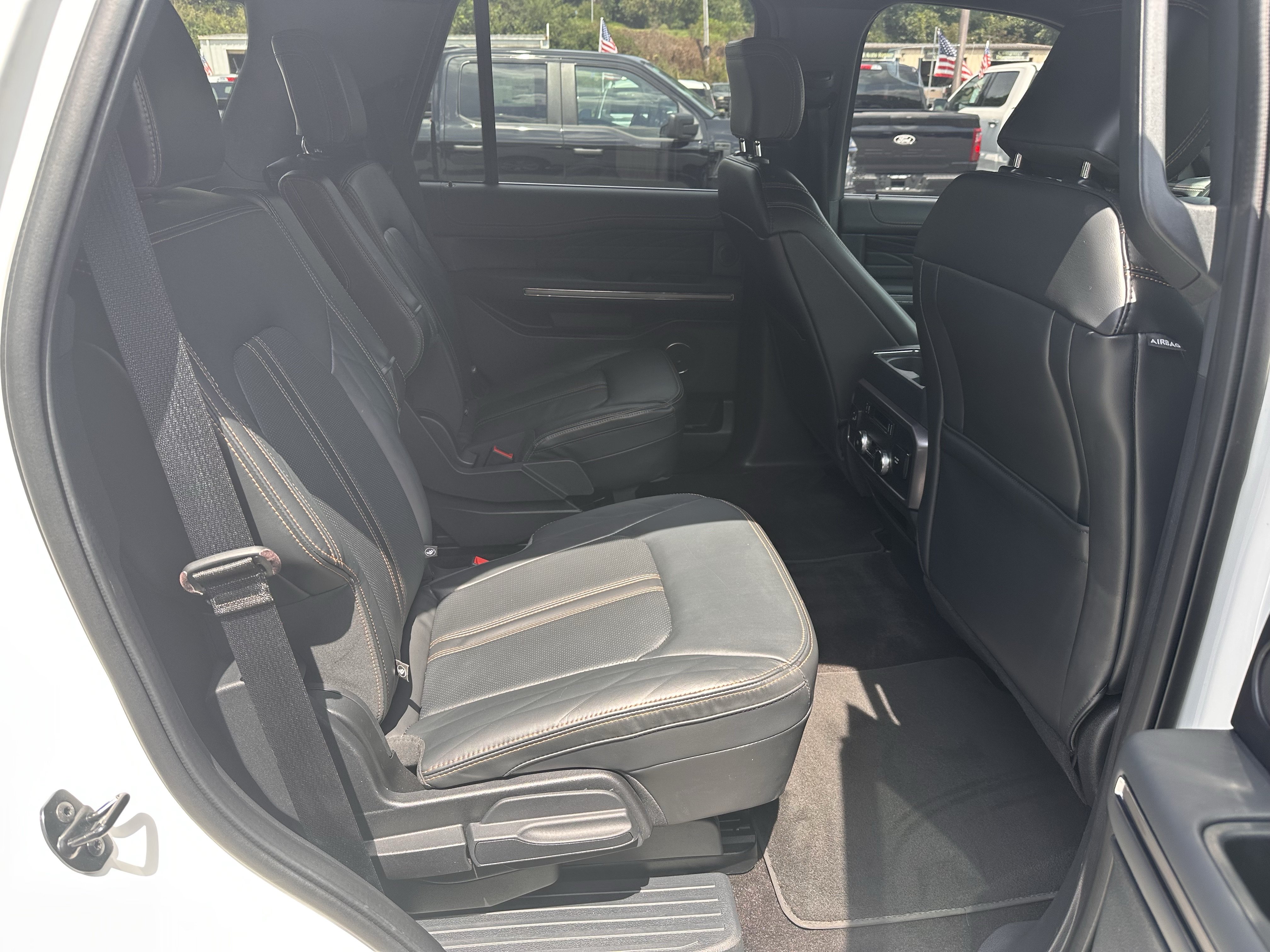 Certified 2022 Ford Expedition Platinum AWD/4WD image 18