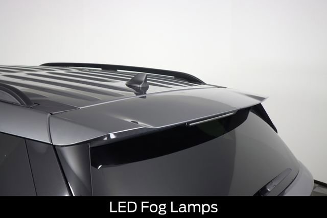 Certified 2023 Ford Explorer XLT w/ Equipment Group 202A image 33